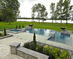 Piscines-Bonaventure-Residential-Infinity-Edge-