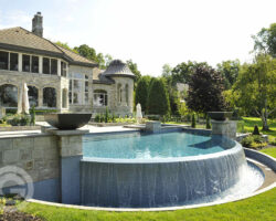 Piscines-Bonaventure-Residential-Infinity-Edge