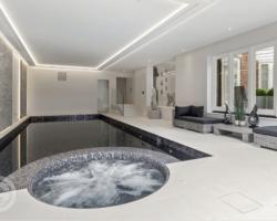 Residential Pools & Spas Gallery