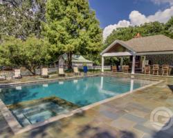 Residential Pools & Spas Gallery