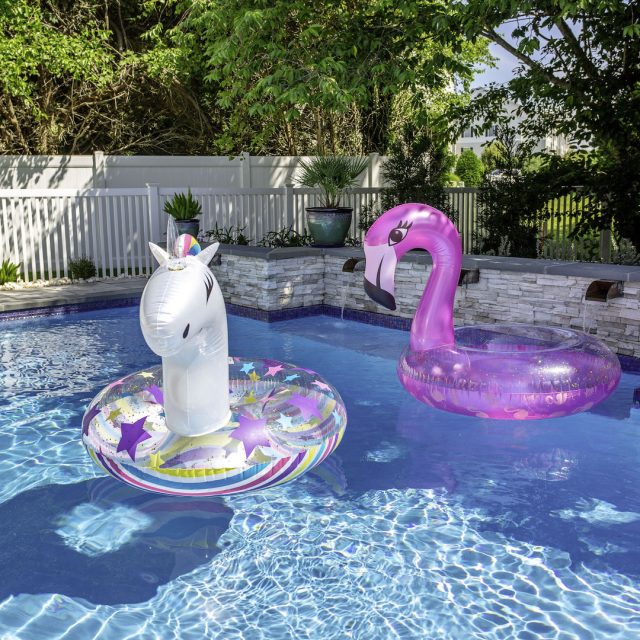 Traditional pool - Ashton Pools By Design