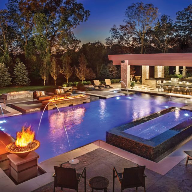 Geometric pool with water feature - Barrington Pools - Master Pools Guild