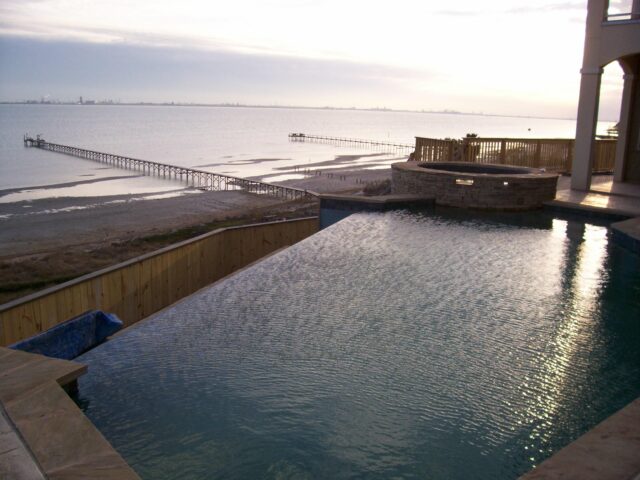 Infinity pool - Galloway Pools And Spas - Master Pools Guild