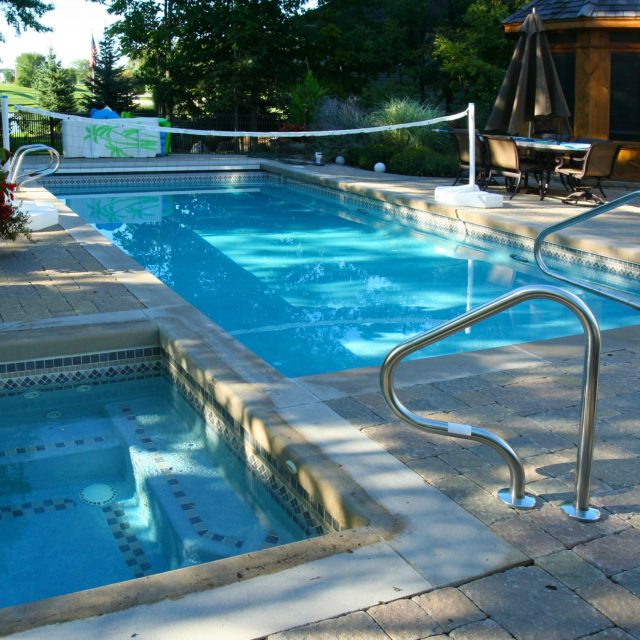 Traditional swimming pool - Master Pools Guild