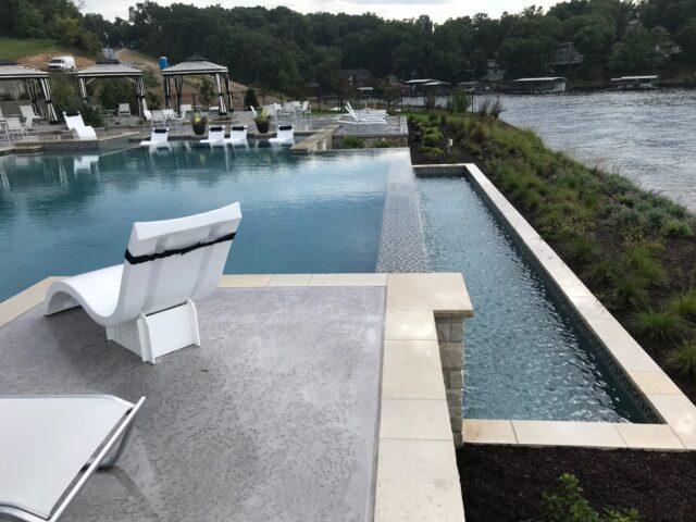 Residential pool with water feature - Master Pools Guild