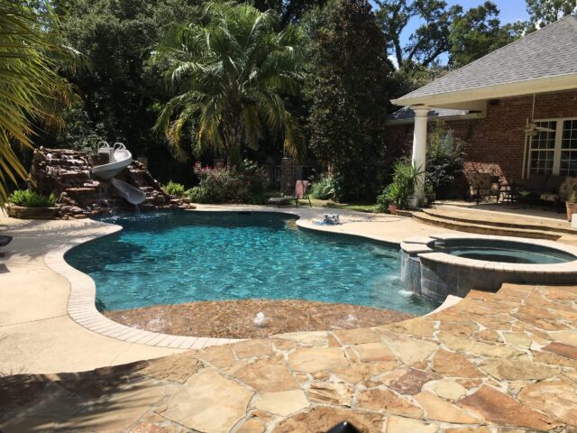 Natural pool with water feature - Professional Pools & Spas - Master Pools Guild
