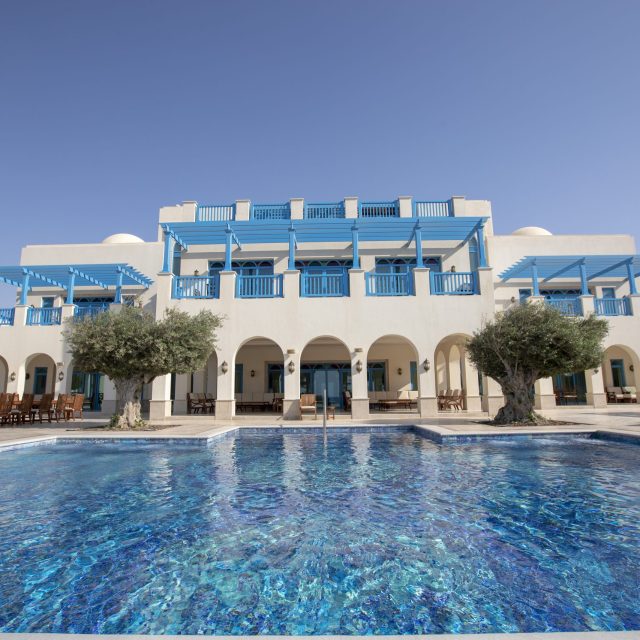 Waves Trading & Contracting W.L.L.