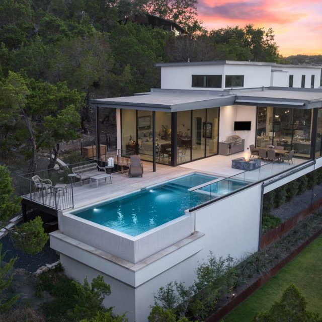 cascade custom pools - texas