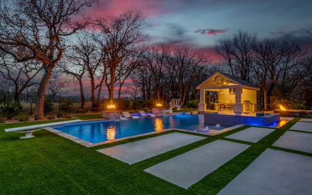 Redfin Pools, Texas (TX)