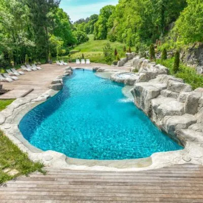 The Pros and Cons of Regular Pool Maintenance