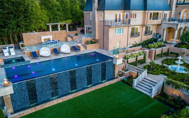 Drummond & Sons Pools (CA)